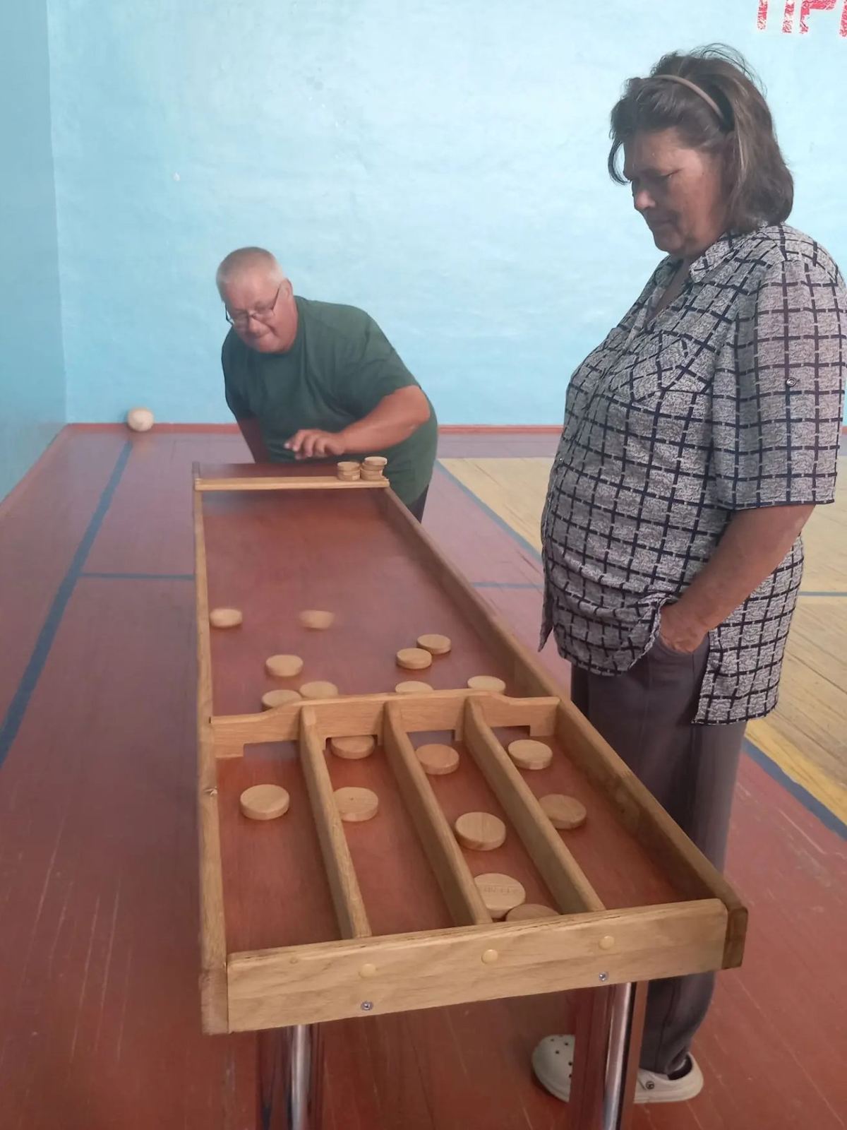 Участники тренируются играть в джакколо